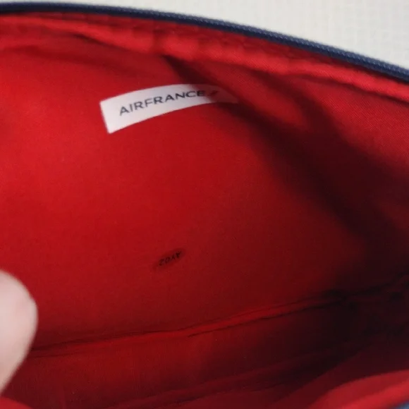 My Beauty Set Collagen Peptides Skincare Set - AirFrance Cosmetic Bag - Picture 8 of 9